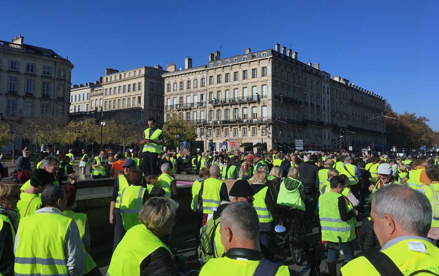 Mouvement des « gilets jaunes » : Les Organisations Professionnelles appellent le Gouvernement à prendre ses responsabilités